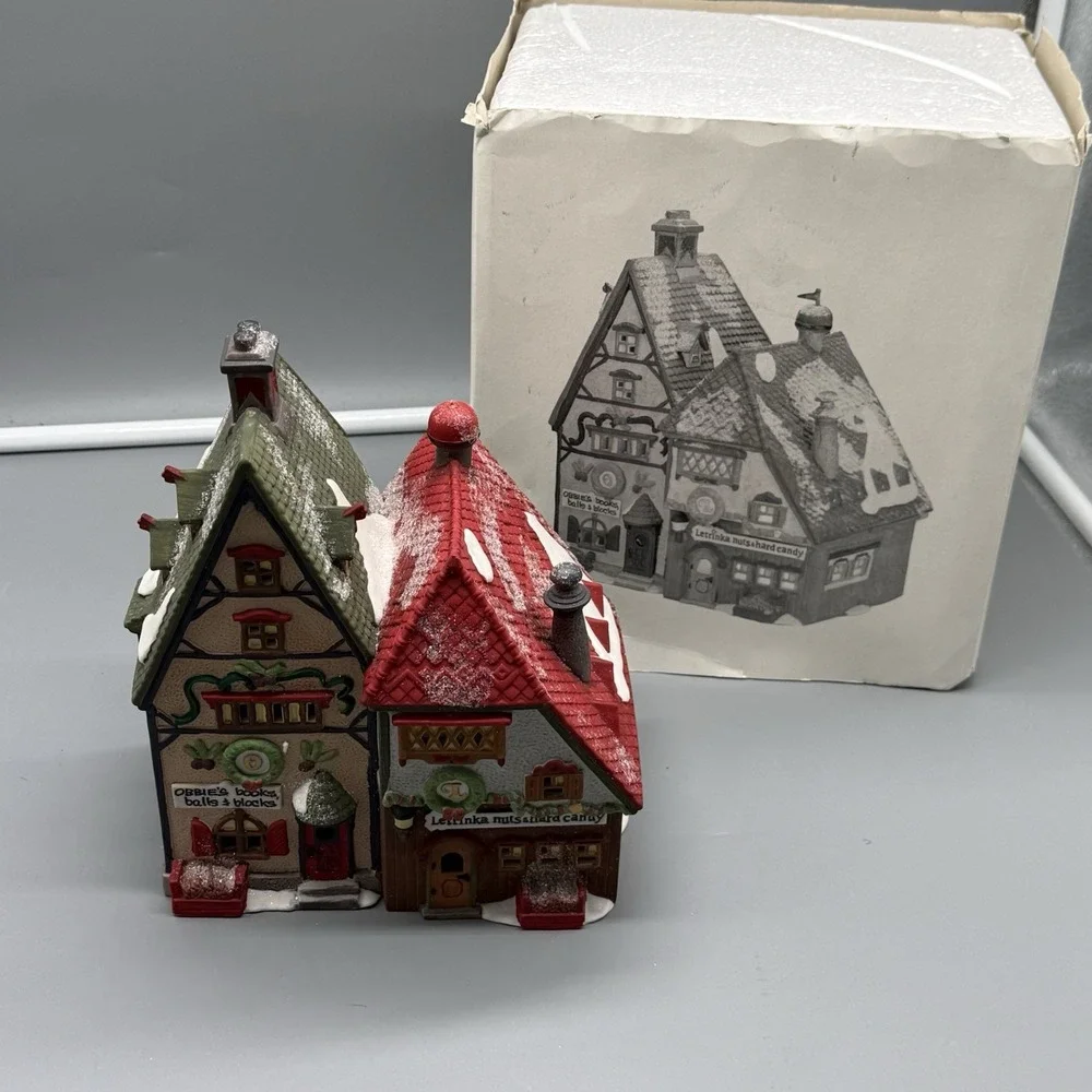 Dept 56 NORTH POLE Series Obbie's Books & Letrinka's Candy 56243